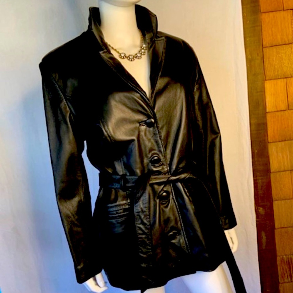 Giverny 100% Leather Insulated Coat with Belt, Black, Large